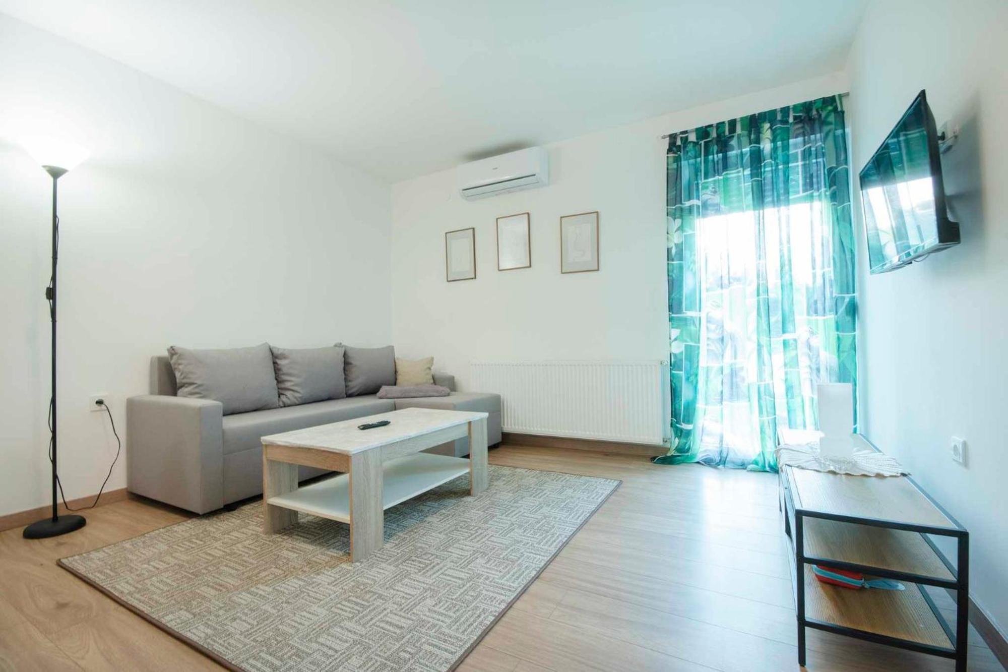 Apartment Nina Слуни Екстериор снимка